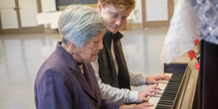 Three Benefits of Music Therapy for Hospice Care Patients